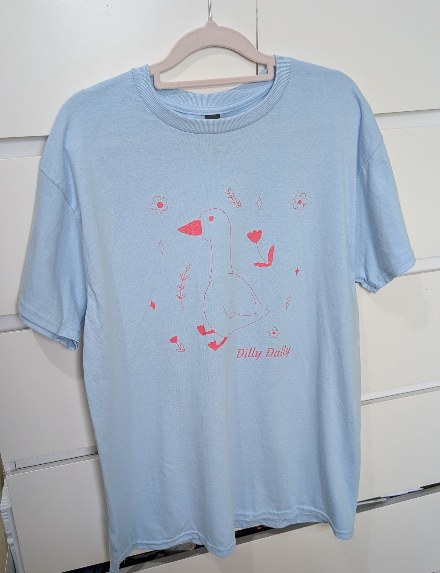 Dilly Dally Goose T shirt