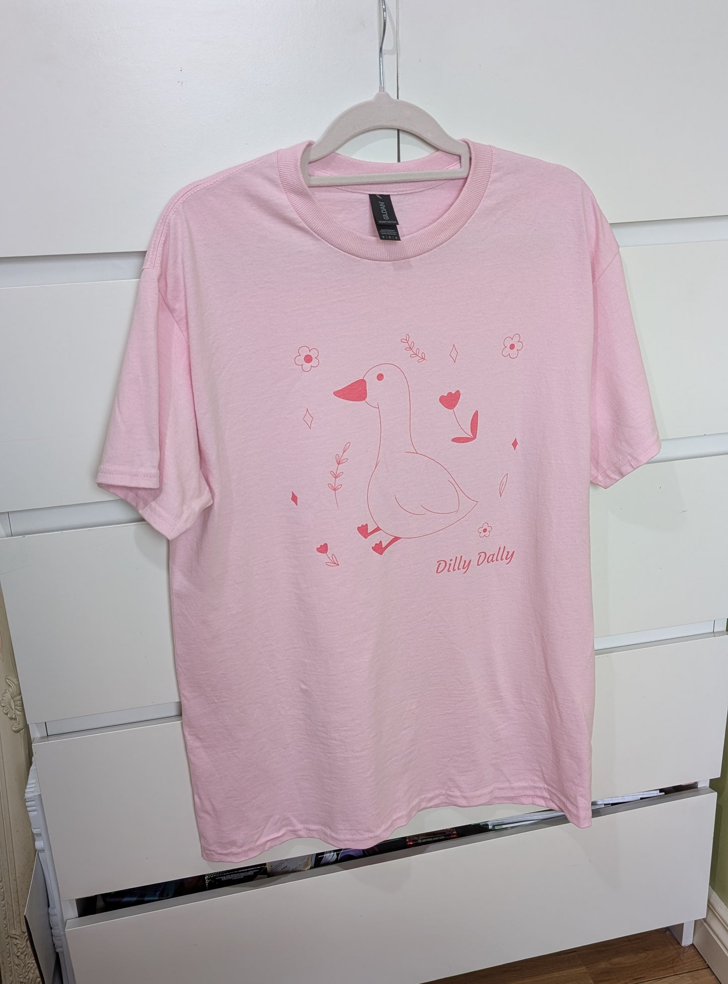 Dilly Dally Goose T shirt